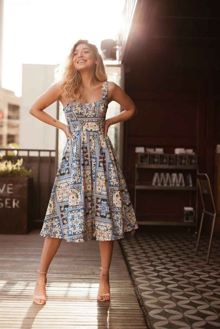 Roupa para outlet casamento em restaurante