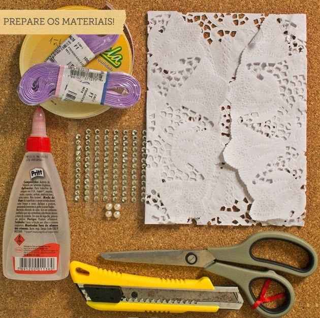 Escolha o tamanho do convite , o ideal para convites de renda é 15x21 cm. Se quiser pode escolher o 