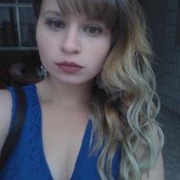 maquiagem simples que fiz, não dá pra ver muito bem, pois tirei com celular 