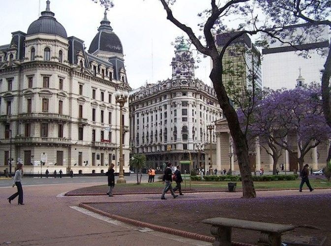 Se passarmos aqui nno Brasil mesmo, provavelmente retornaremos á Gramado pois amamos lá