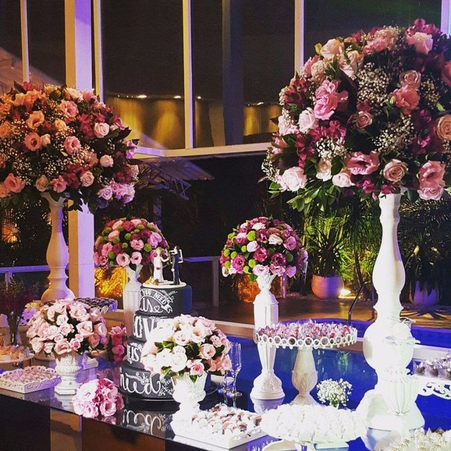 Decoração Marsala com rosa