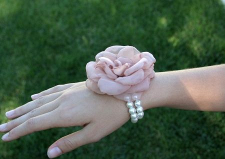 Corsage