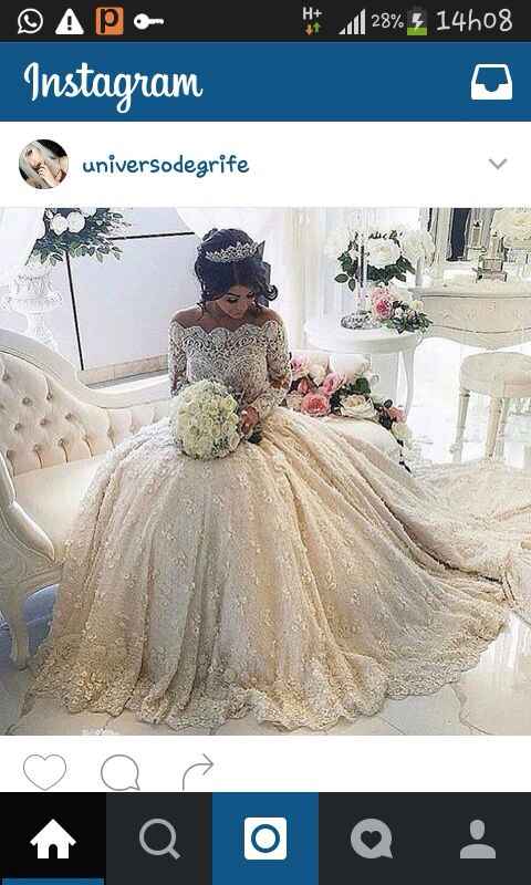 Qual vestidos combinam mais com vocês - 3