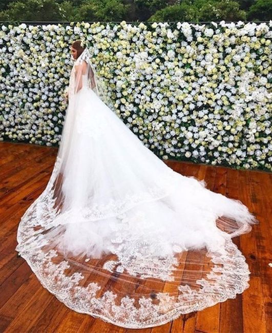 Amei este vestido e o véu divino