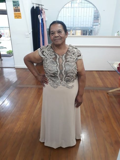 Reajustes do vestido da minha irmã e da minha vovó 😍 - 3