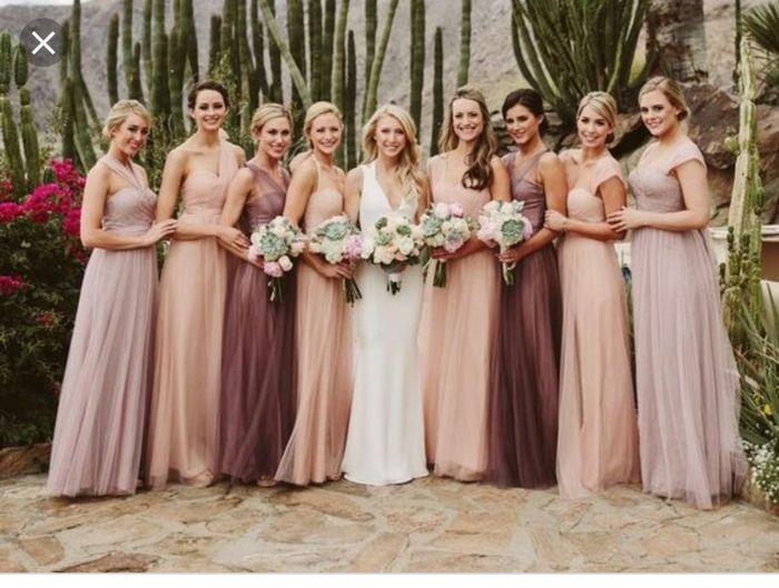 Qual a cor do vestido das madrinhas de vocês? - 1