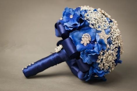 O que vocês acham dos buquês de broches?? - 8