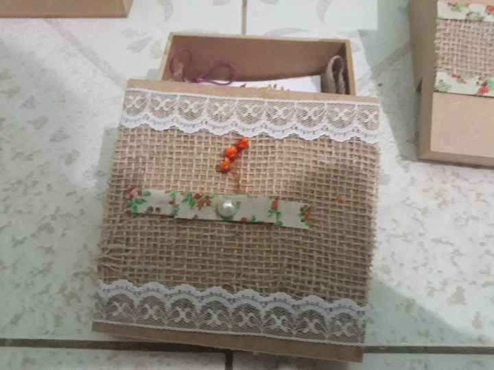 Socorro Noivinhas.  Preciso de idéias para decorar a caixinha dos padrinhos - 5