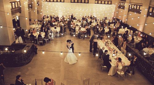 C) Casamento no Salão