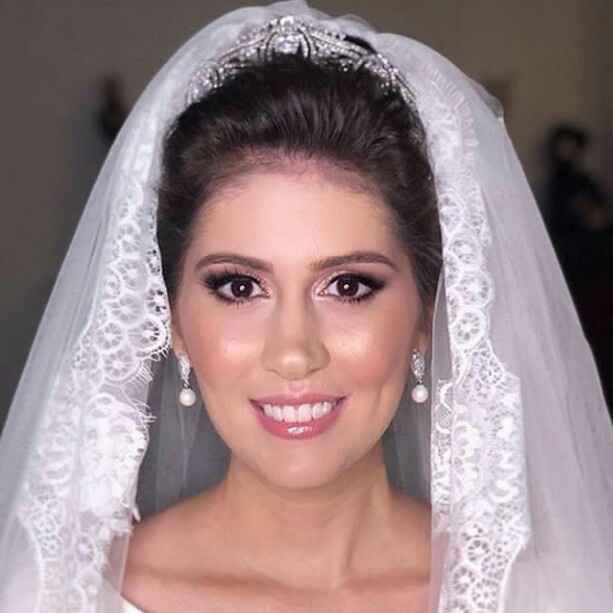 Incomodo com a Testa, qual penteado usar? - 2