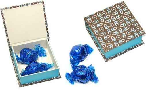 CAIXA MDF COM  TRUFAS