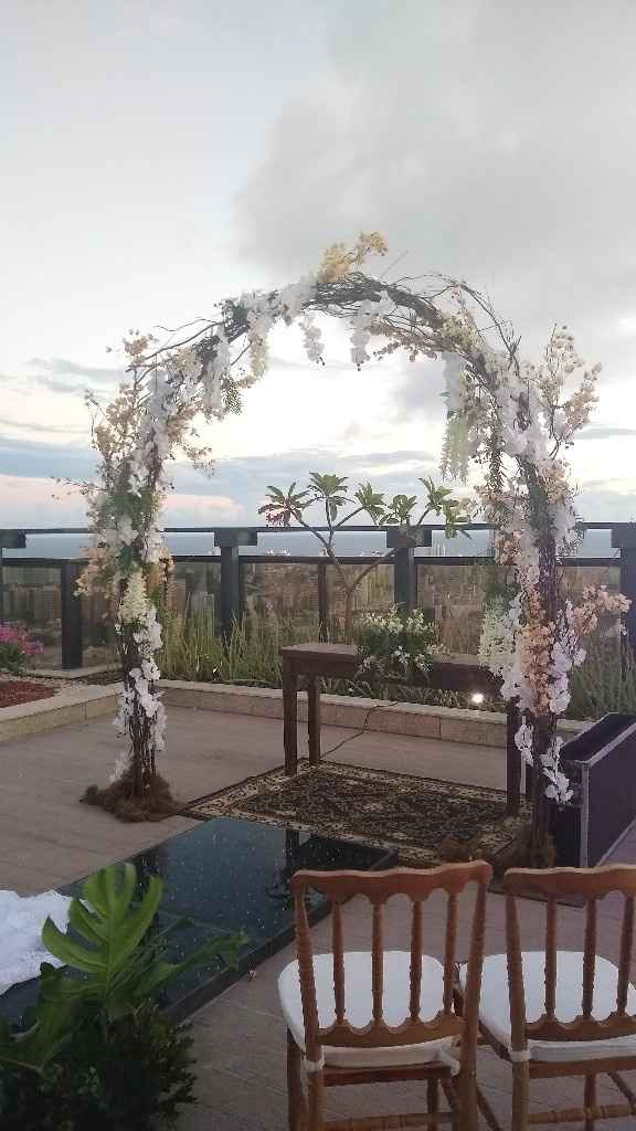 Flores artificiais ou naturais? (igreja e Salão) - 1
