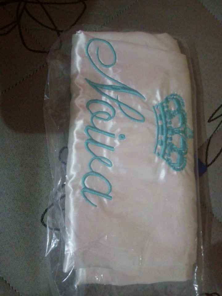 Tecido Perolado e Bordado Tiffany