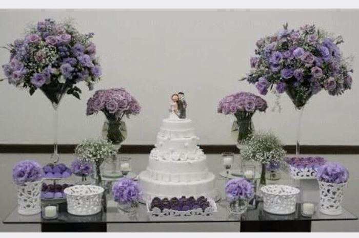 Decoração branco e lilas!!! 