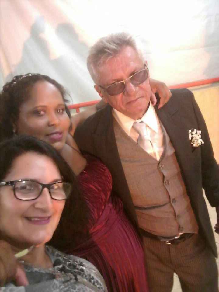 Selfie no casamento... quem nunca? - 2