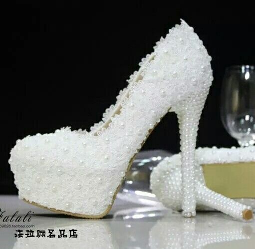 Qual a cor do sapato? - 2