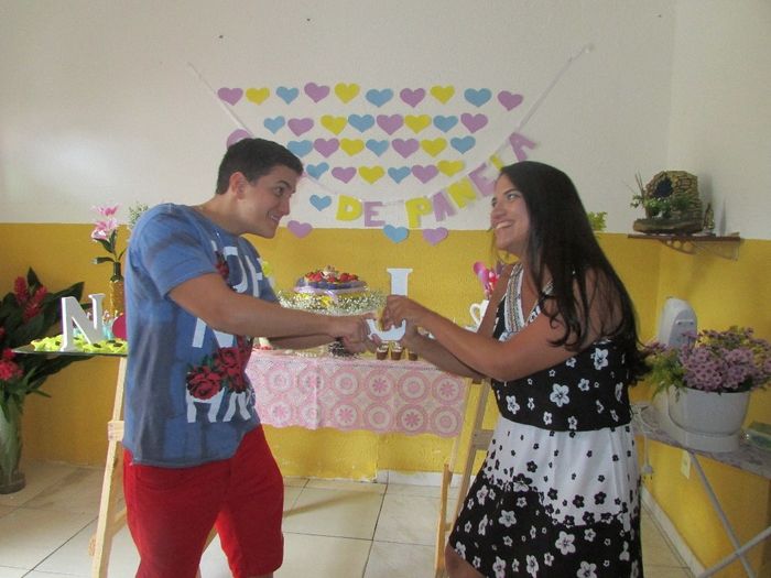 Brigas de irmãos. Os dois com J