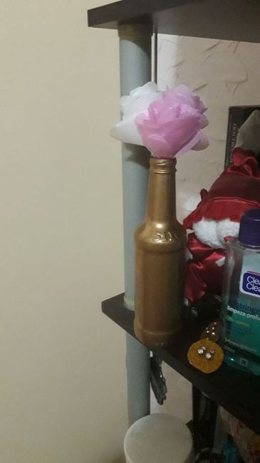 Garrafa com a Flor de papel de seda