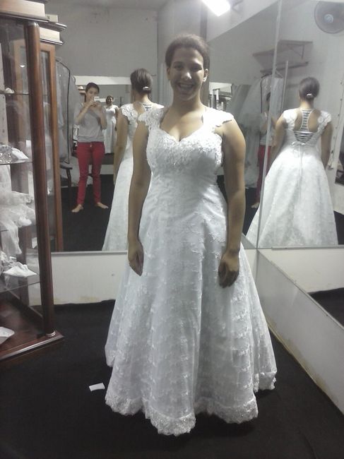 Noivinhas olhem alguns vestidos que provei hoje... - 4