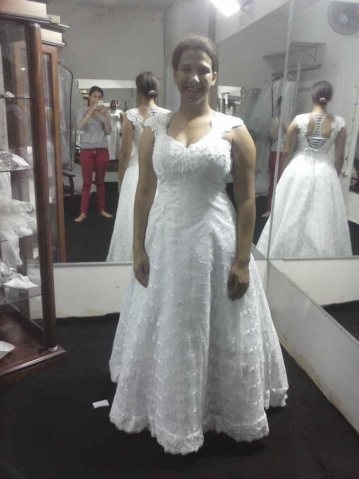Noivinhas olhem alguns vestidos que provei hoje... - 4