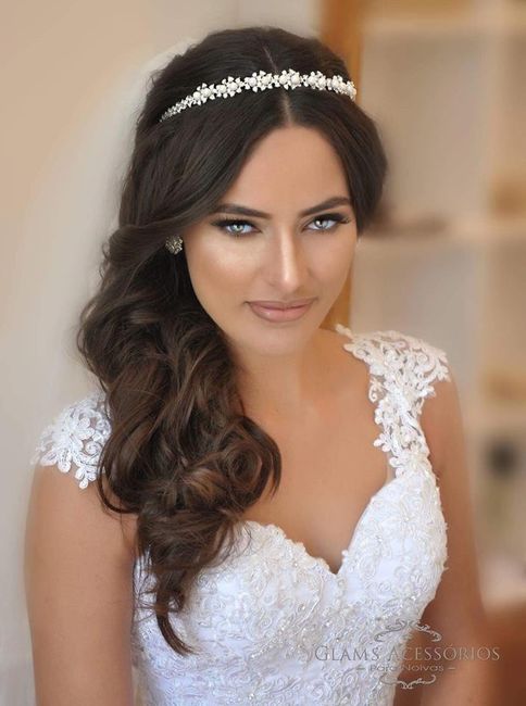 Tiara 1