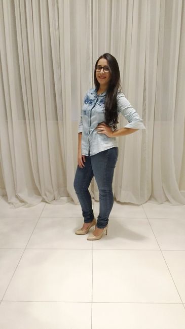 Me chamo Gabryelle, tenho 19 anos e sou uma noivinha ansiosa ! haha