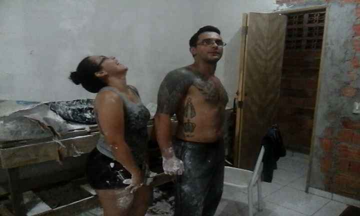 Colocando gesso na casinha! aprendi e tá lindo!!! - 2