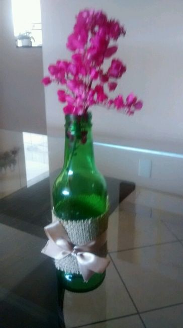 Quem fez centros de mesa com garrafas???? - 2