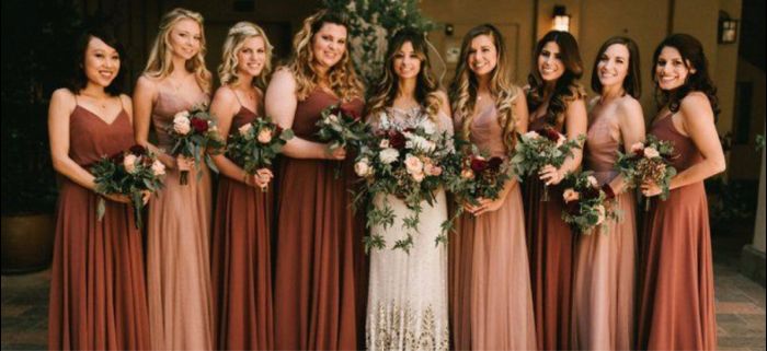 Madrinhas, vestidos tudo da mesma cor ou cores diferentes? - 1