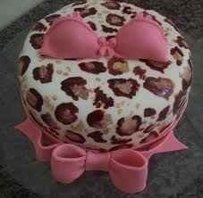 Bolo para o Chá de Lingerie