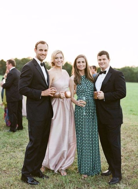Traje formal, não quero surpresas e muito menos gente de calça jeans ou legging.