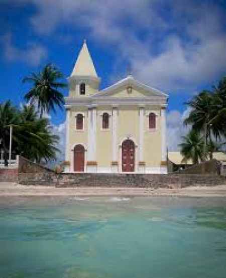 Igreja beira mar