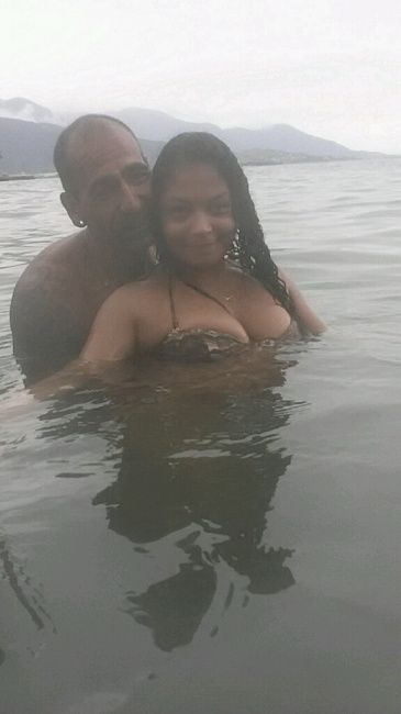Postem uma foto aqui de um dia inesquecivel que voces passaram juntos rsrs - 1
