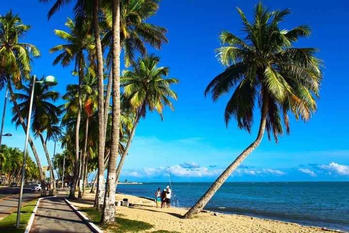 Praia Ponta Verde s2