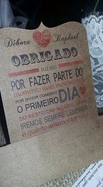 Cartão na mesa...