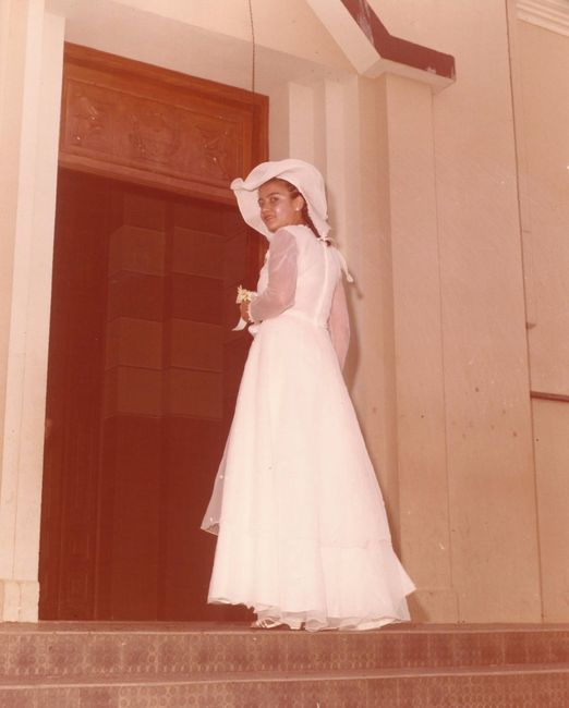 Minha mãe em seu casamento!