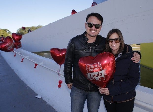 Com tanto amor por todos os lados, não podiam faltar beijos apaixonados