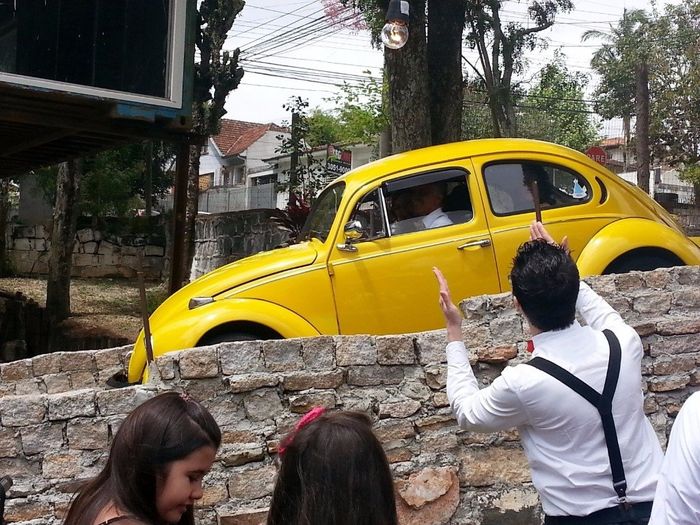 Minha chegada no Fusca amarelo!