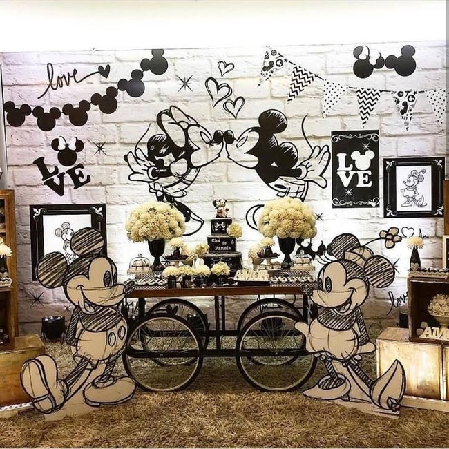 Apaixonada por Mickey e Minnie, mais será que rola no casamento? 3