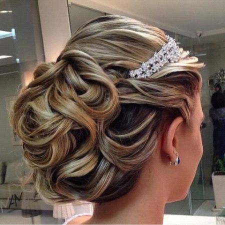 Com qual penteado?? - 1