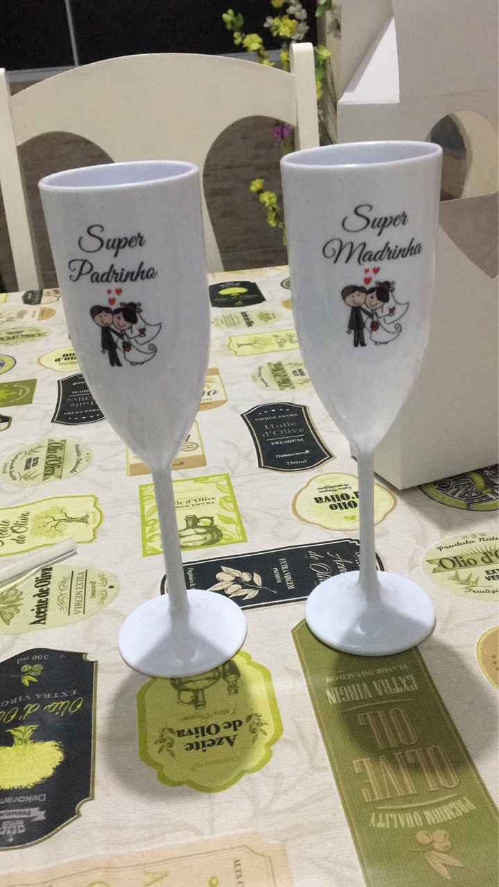 Presentes para Madrinhas/padrinhos no dia da festa - 1