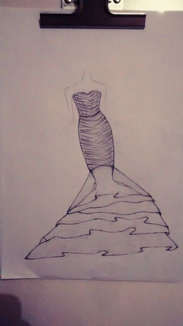 Arriscando no desenho do vestido rs - 1