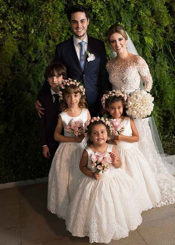 Daminhas com mini buquê de flores