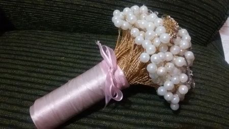 Buque de perolas/ broches