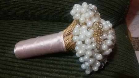 Buque de perolas/ broche