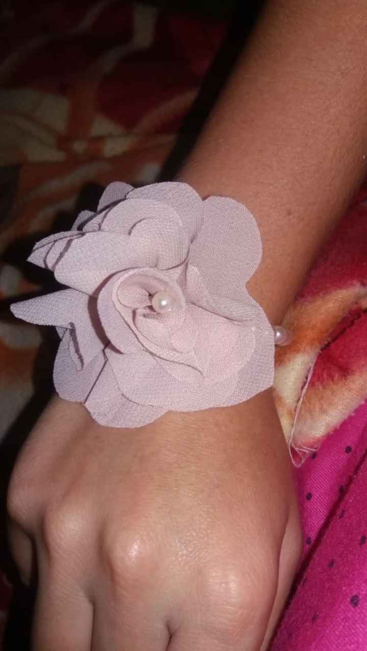 #chegoooou  lapela e corsage para os padrinhos - 1