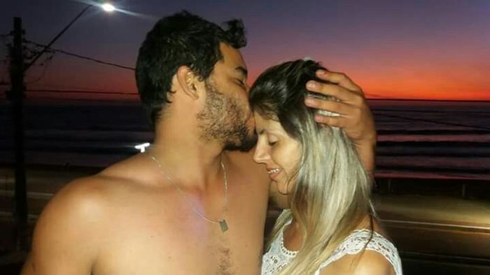Poste uma foto com o seu amor - 1