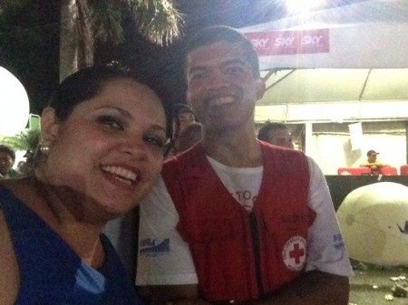 Eu trabalho ... ela curte a balada!