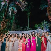 O véu e as madrinhas, adorei a foto!