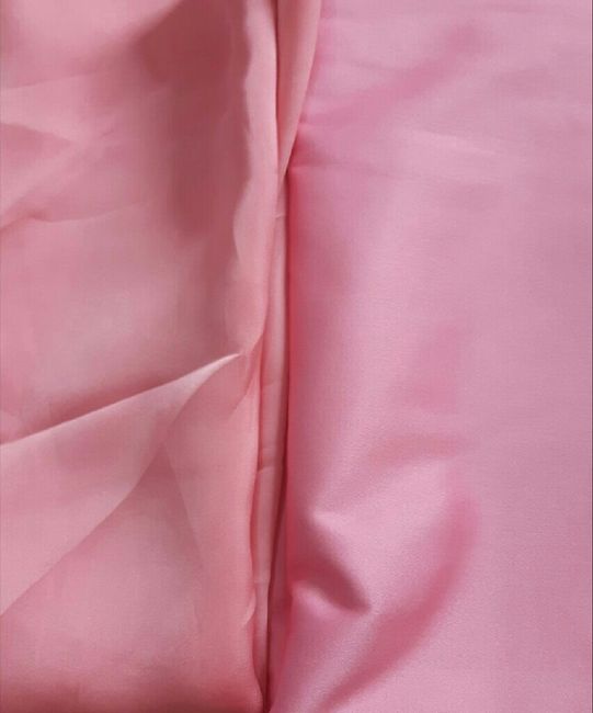 Ajuda :qual tom de rosa é desse vestido ? - 1